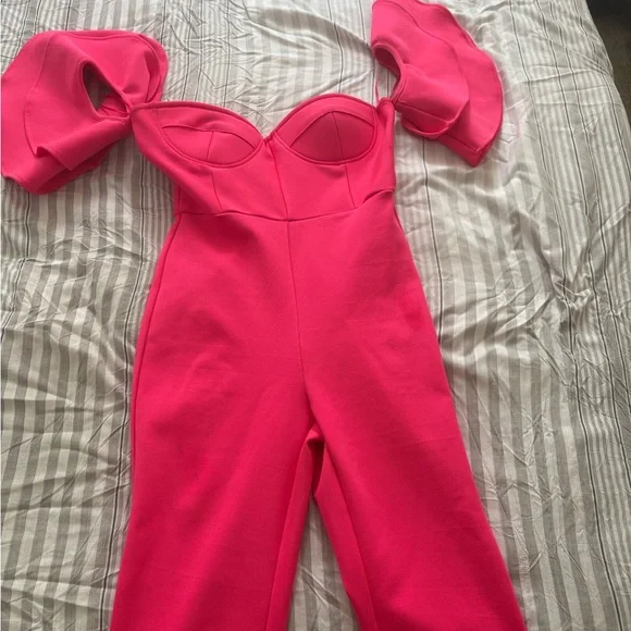 Fashion Bug Pink Full Jumpsuit with Puff Sleeves. - Picture 1 of 1